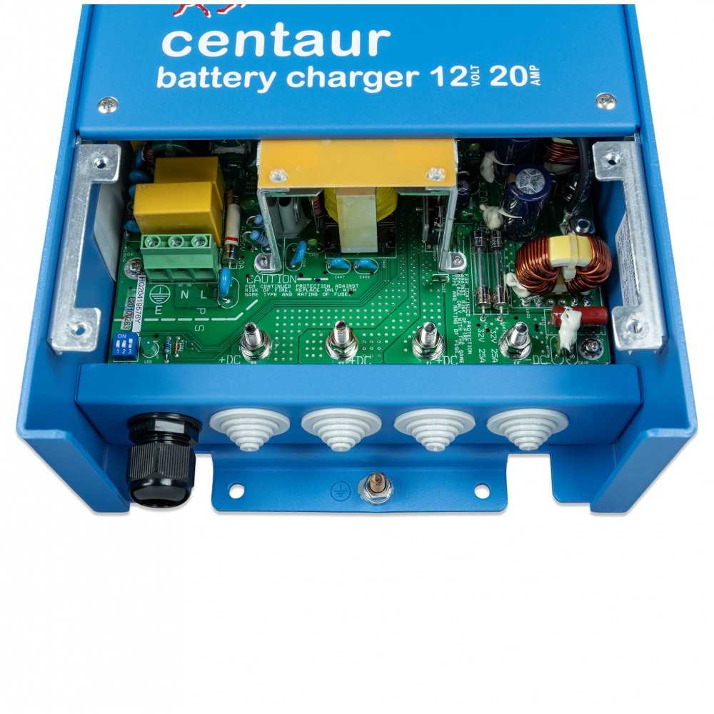 Victron Centaur 12/20 Caricabatterie 12V 20A 3 Uscite per batterie da 80/200Ah