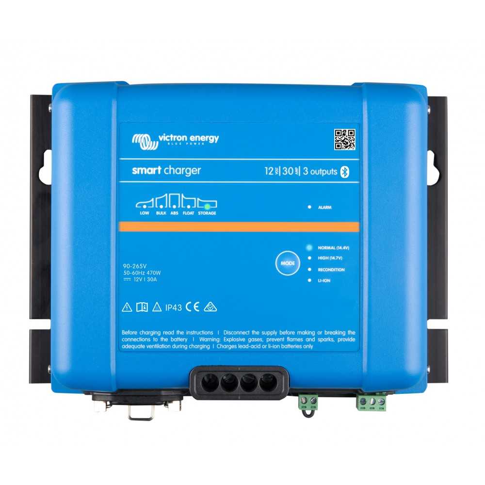 Victron Phoenix Smart IP43 12/30 Caricabatterie 12V 30A 3 Uscite da parete con Bluetooth