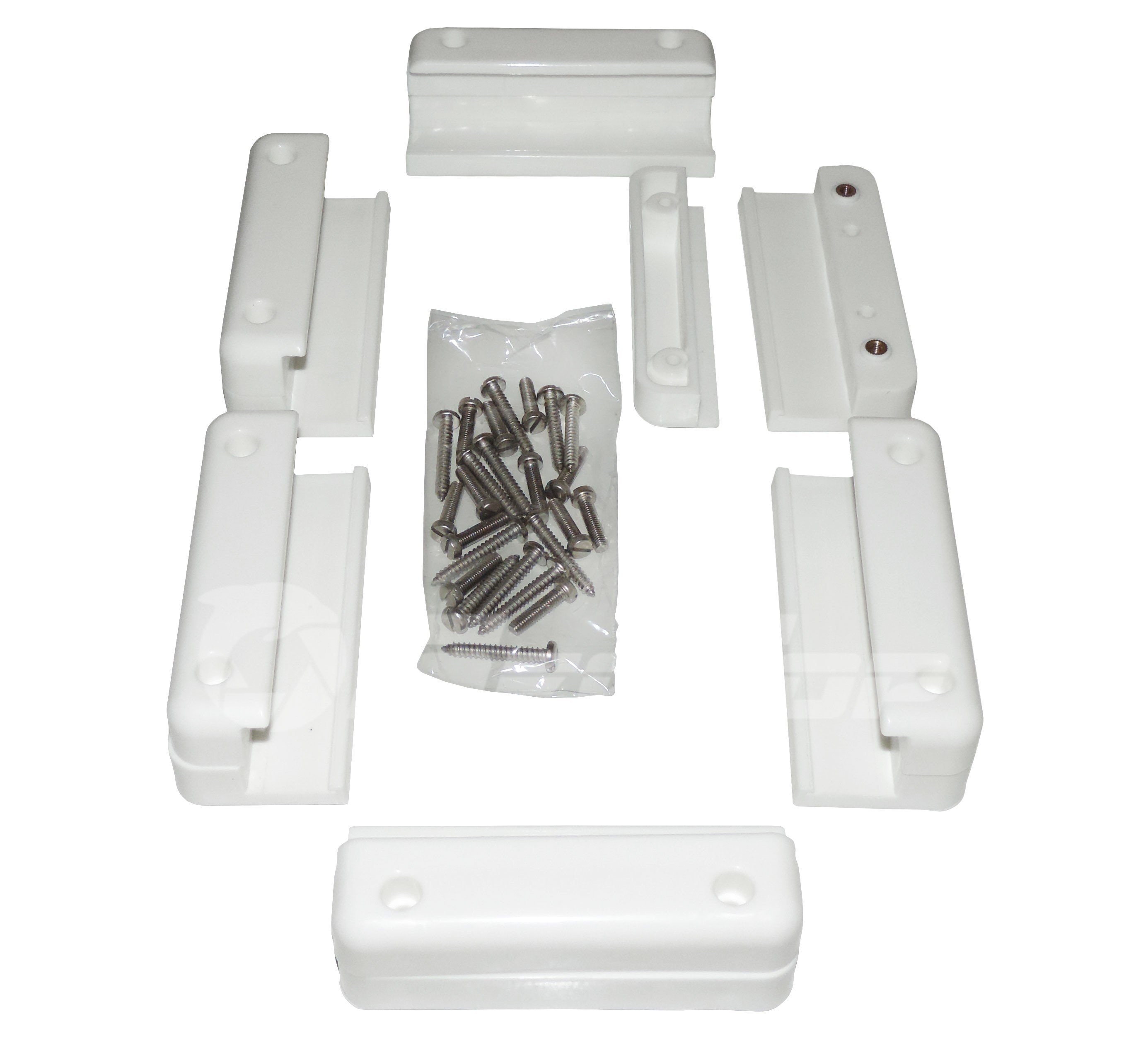 Kit di fissaggio in plastica bianca con viti metalliche, condiviso in pezzi per montaggio fotovoltaico, descritta in contesto 10 pannelli fotovoltaici quanti kw sono.
