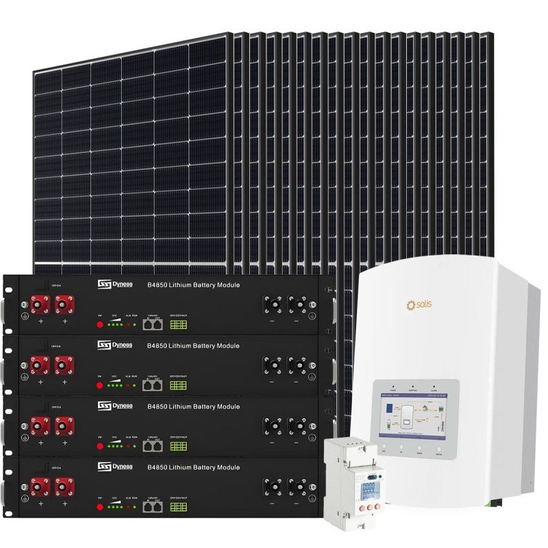 Pannelli solari in primo piano con inverter e modulo batteria al reparto impianto fotovoltaico completo.